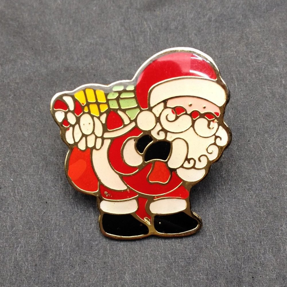Cute Vintage Santa Claus w/ Gift Bag Red White Gold Enamel Hat Lapel Pin Brooch